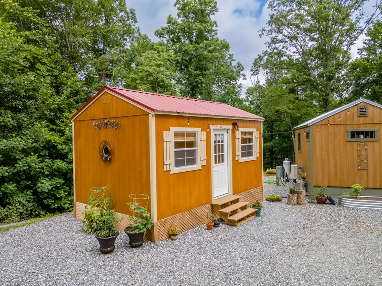 Peaceful Multi-Unit Retreat Offers The Perfect Blend Of Comfort And Nature On A Scenic Ridge Beside The Tuckasegee Sylva North Carolina