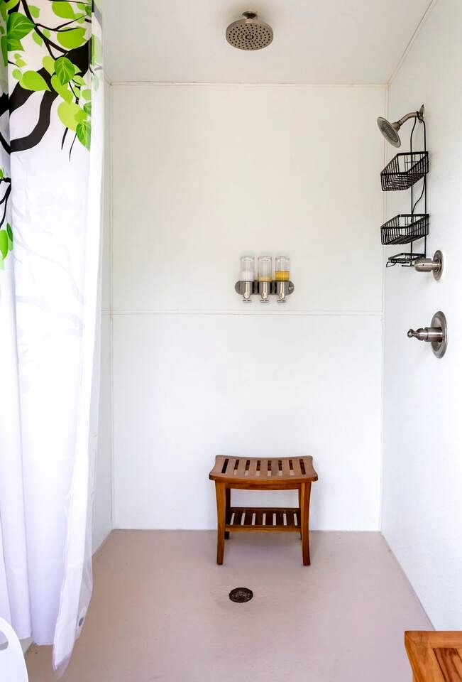 Entire Four Treehouses Resort Perfect for Groups and Outdoor Activities in Copperhill, Tennessee