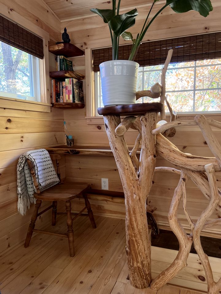 Entire Four Treehouses Resort Perfect for Groups and Outdoor Activities in Copperhill, Tennessee
