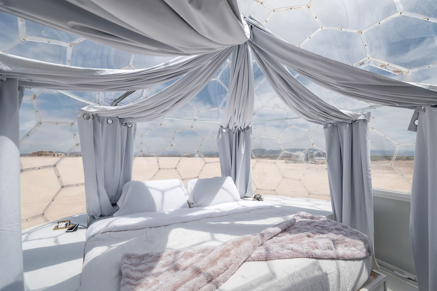 Entire Glamping Complex with Sauna and Hot-Tub in Utah