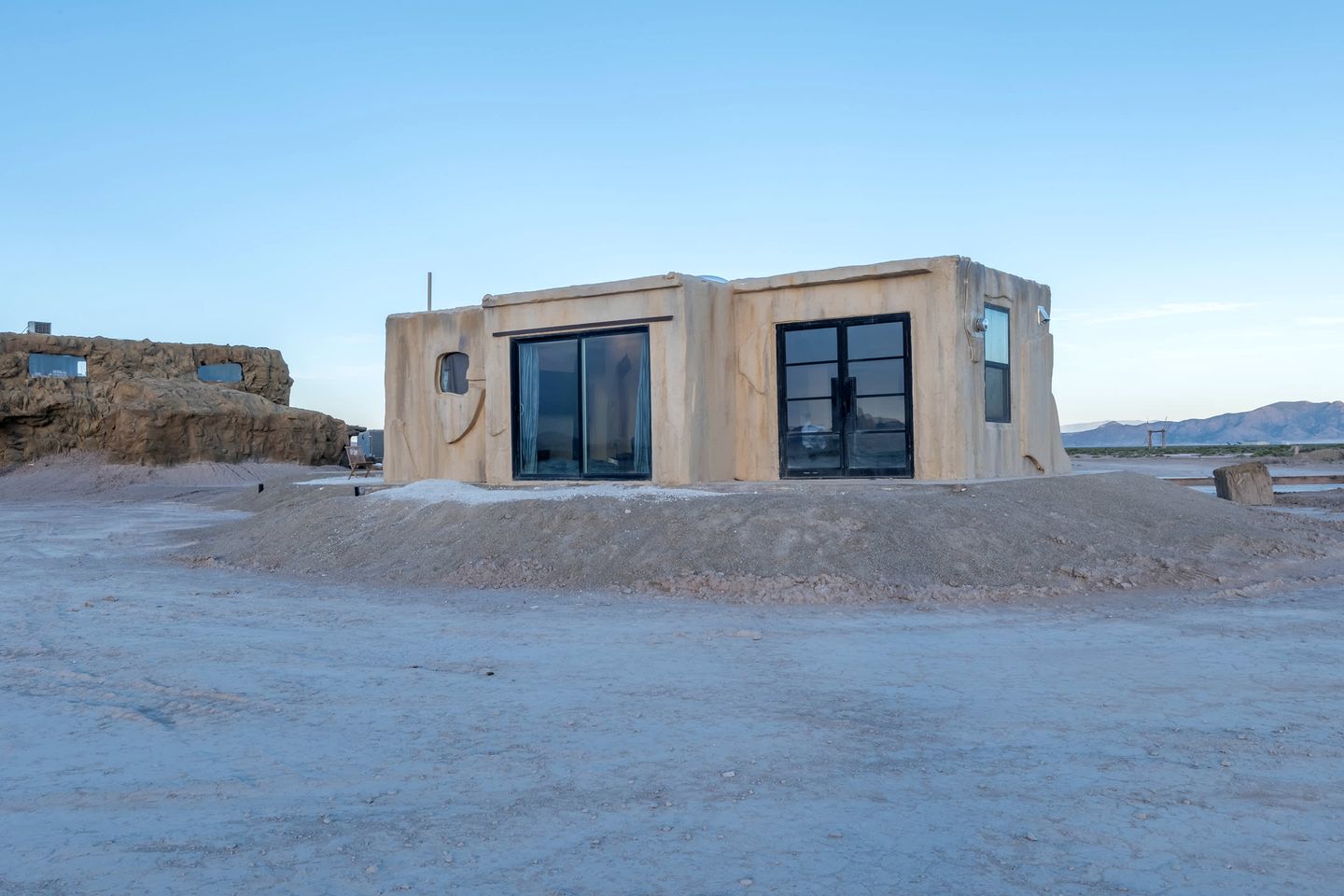 Entire Glamping Complex with Sauna and Hot-Tub in Utah