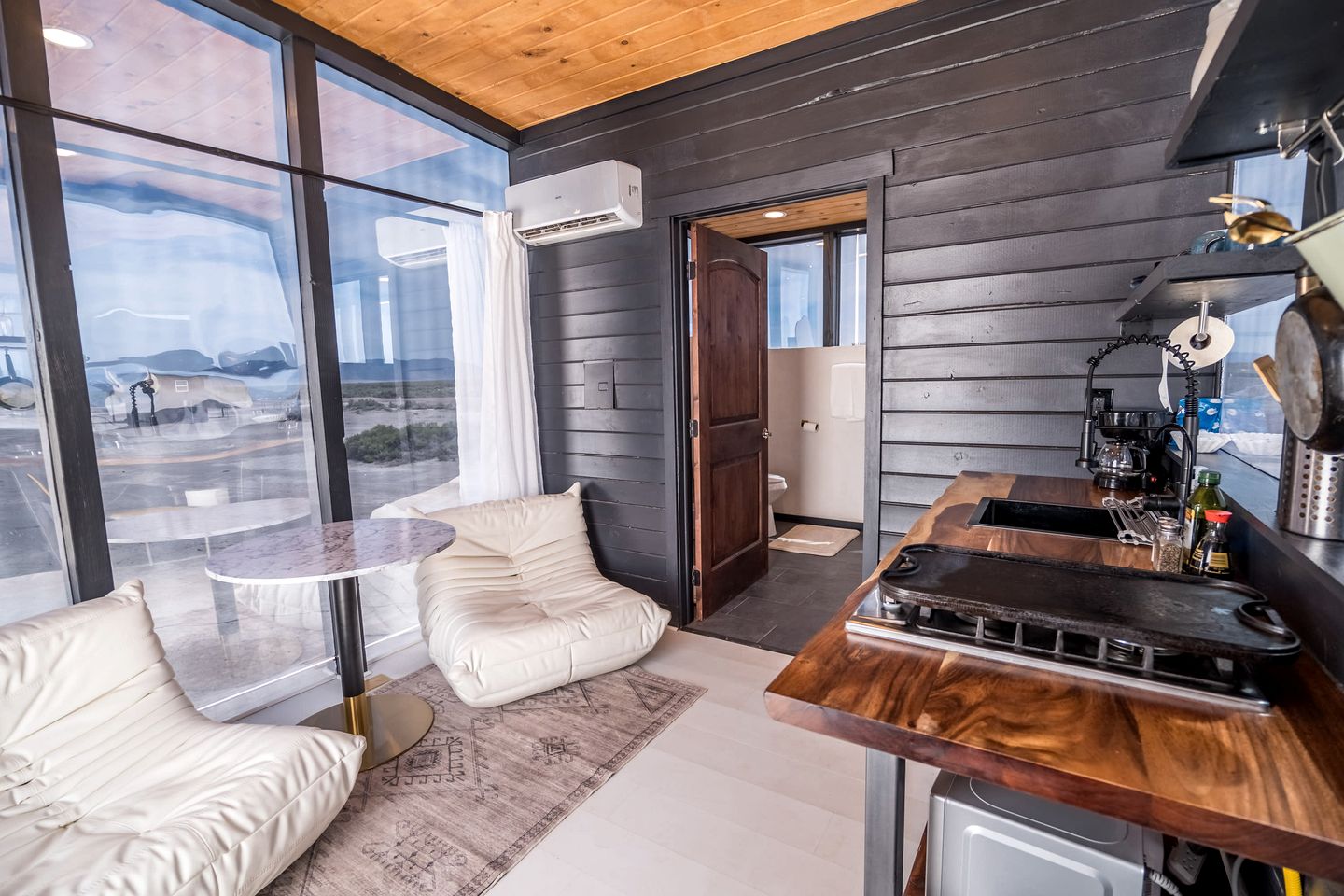 Entire Glamping Complex with Sauna and Hot-Tub in Utah