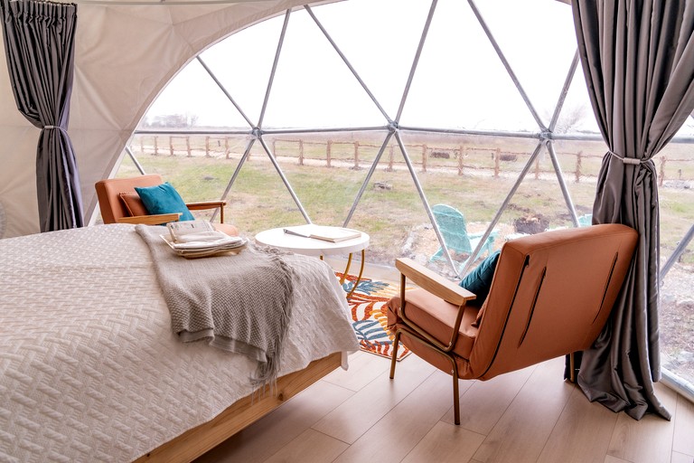 Domes (United States of America, Wolfe City, Texas)