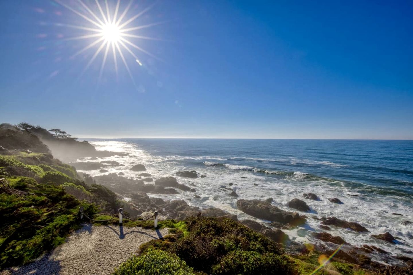 Gorgeous Oceanfront Vacation Rental with Breathtaking Views, Minutes from Half Moon Bay and San Francisco
