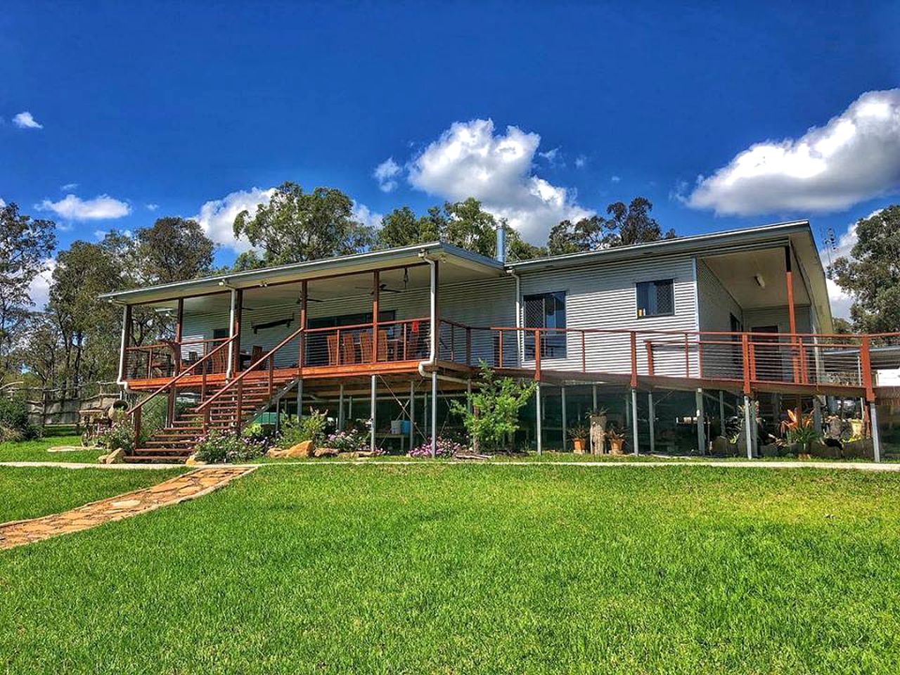 Luxury Farm Stay Brisbane, Queensland Glamping Hub
