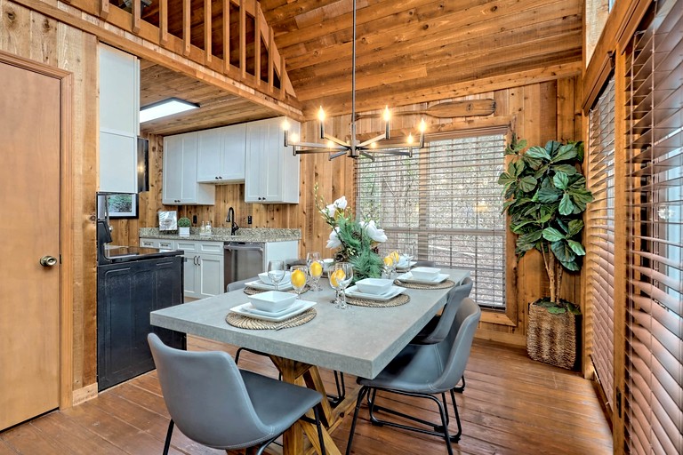 Cabins (United States of America, Sautee Nacoochee, Georgia)