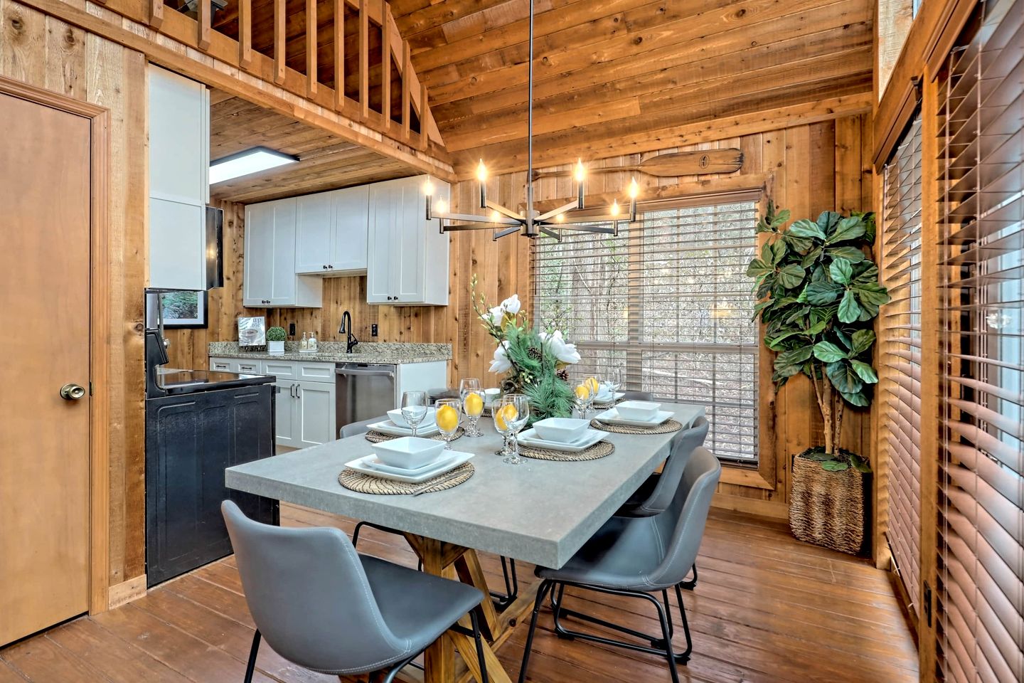 Entire Forest Property for the Family, Nestled in the Blue Ridge Mountains of Georgia