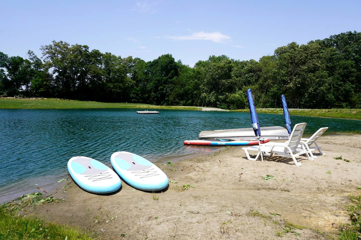 Entire Three Cabins Property Perfect for Big Groups in Marion, Illinois