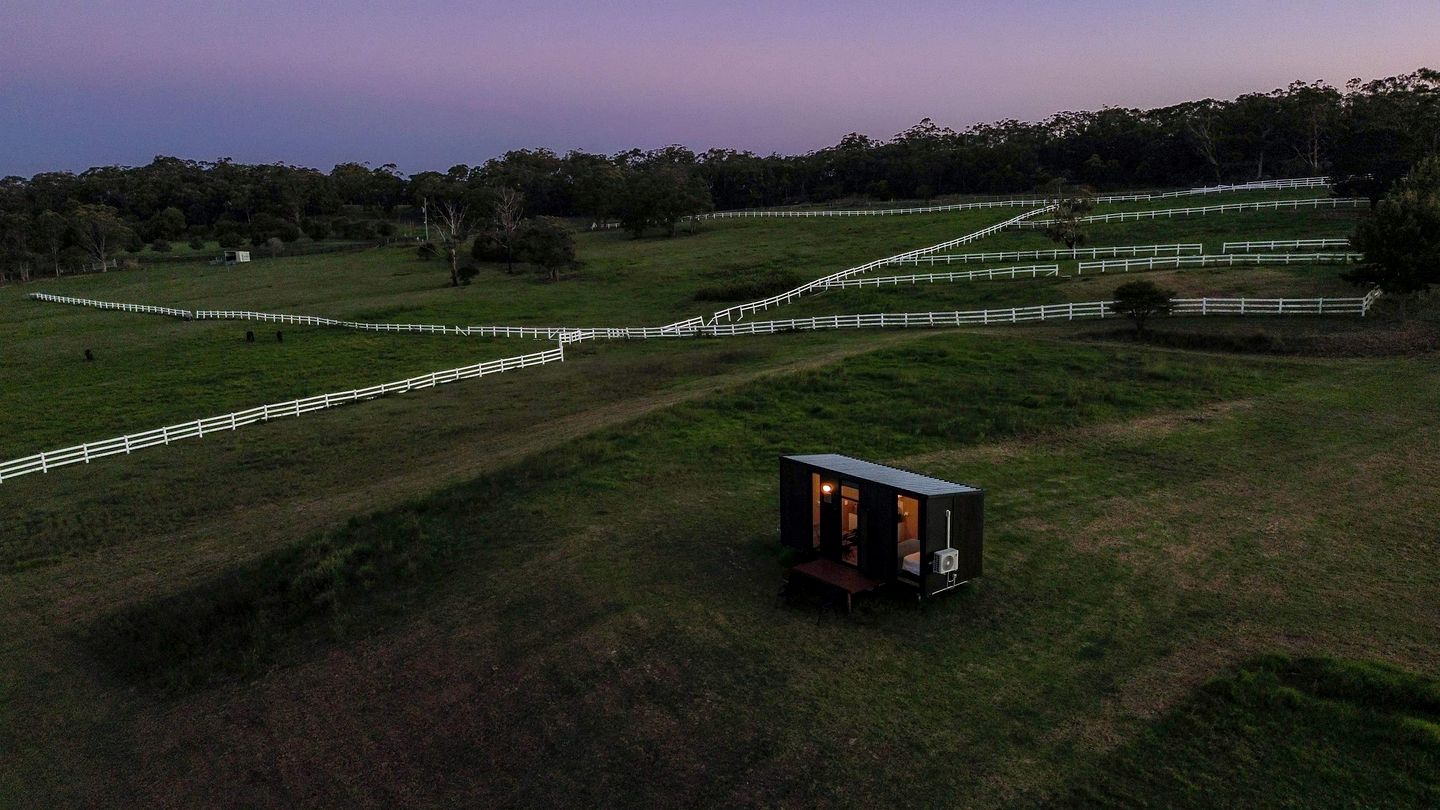 Rustic Tiny House Stay with Horse Encounters near Brisbane Water National Park, Calga NSW