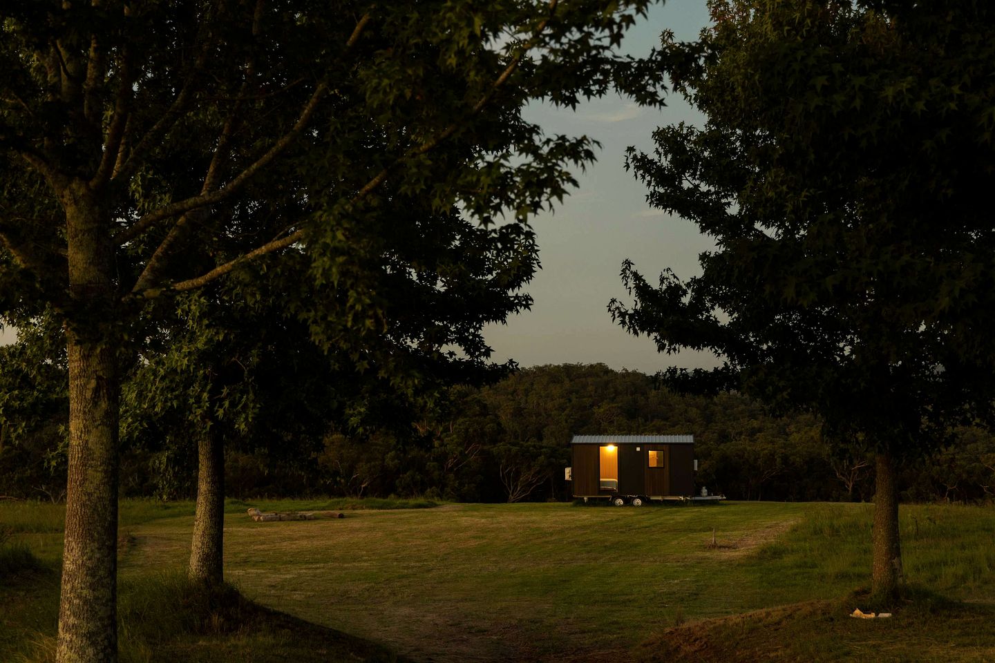 Rustic Tiny House Stay with Horse Encounters near Brisbane Water National Park, Calga NSW