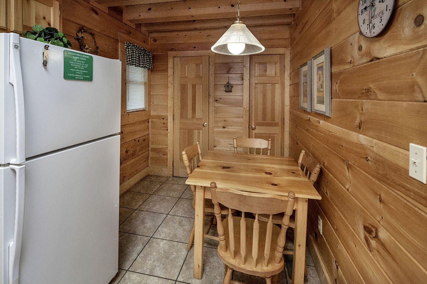 Fantastic Wooden Secluded Cabin with Fireplace in Pigeon Forge, Tennessee