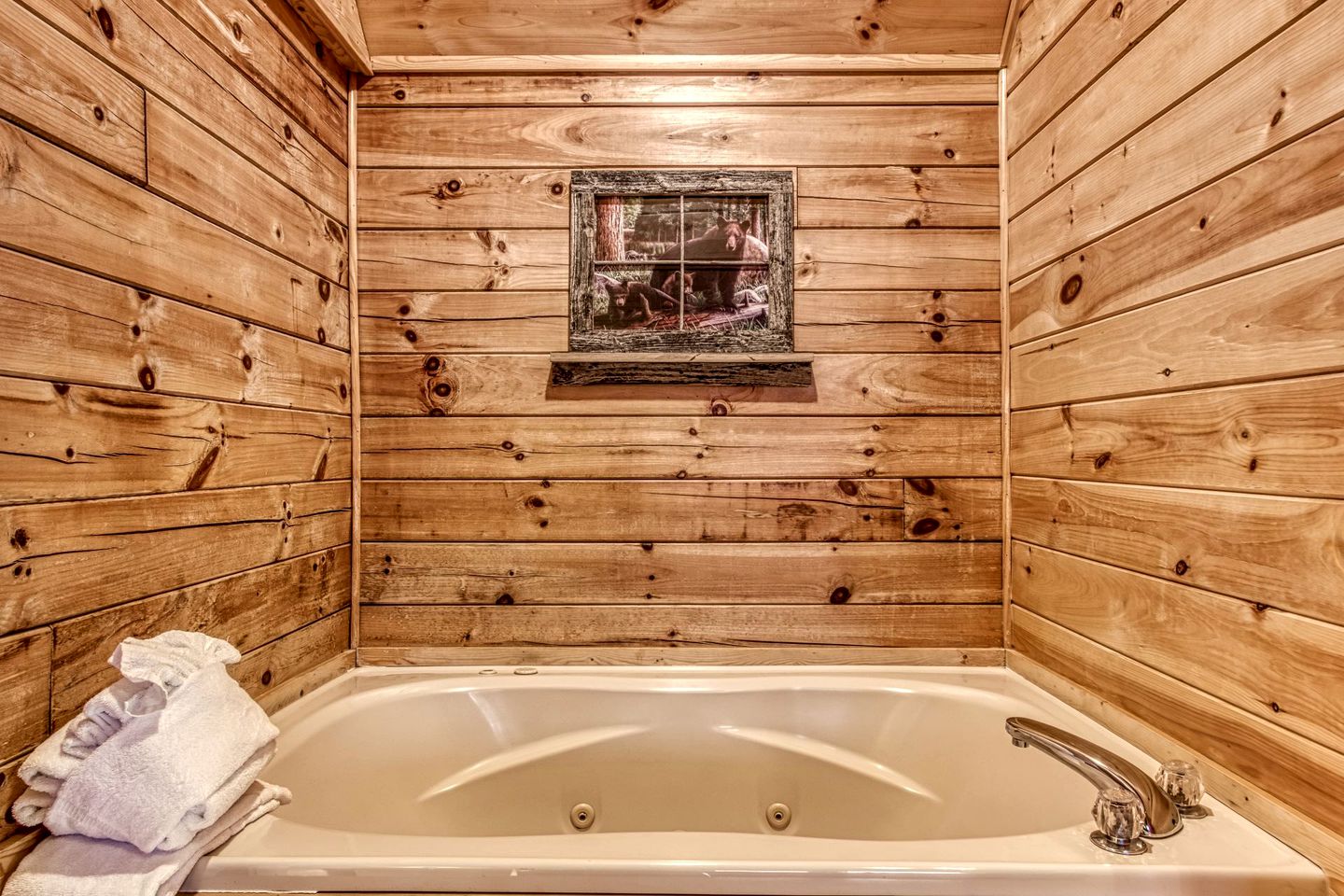 Wonderful Log Cabin with Barbecue and Hot-tub in Pigeon Forge, Tennesse