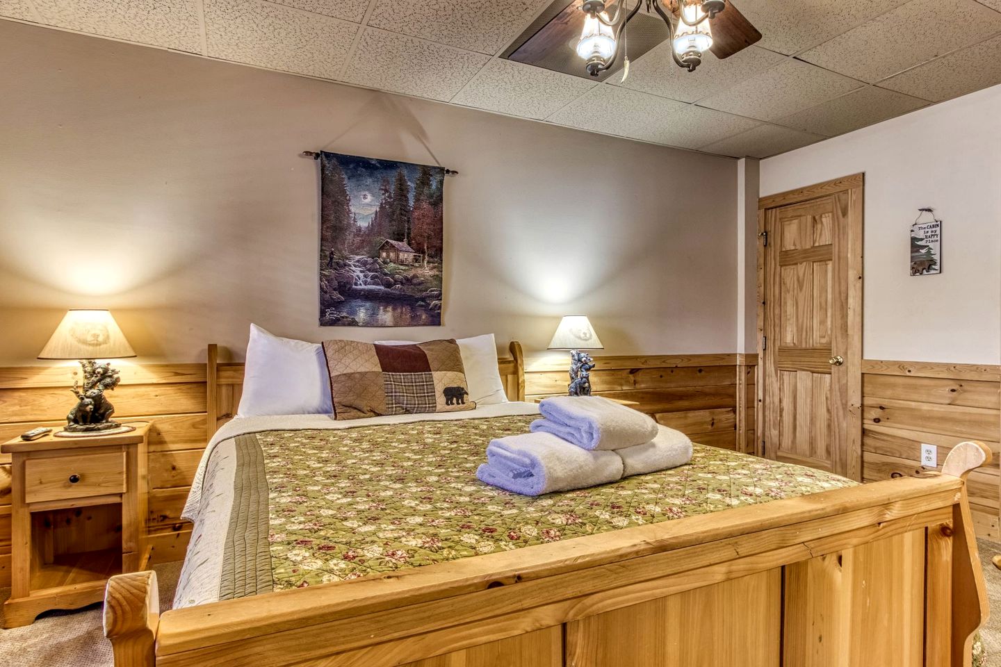 Wonderful Log Cabin with Barbecue and Hot-tub in Pigeon Forge, Tennesse