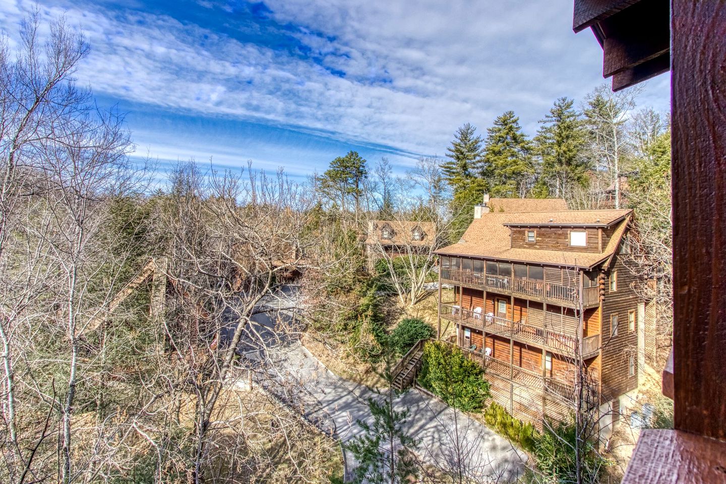 Wonderful Log Cabin with Barbecue and Hot-tub in Pigeon Forge, Tennesse