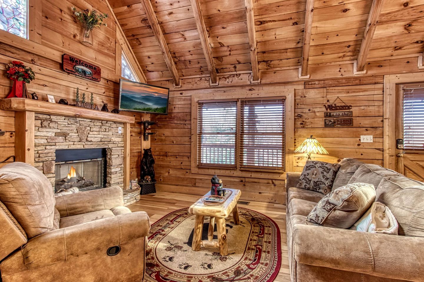 Wonderful Log Cabin with Barbecue and Hot-tub in Pigeon Forge, Tennesse