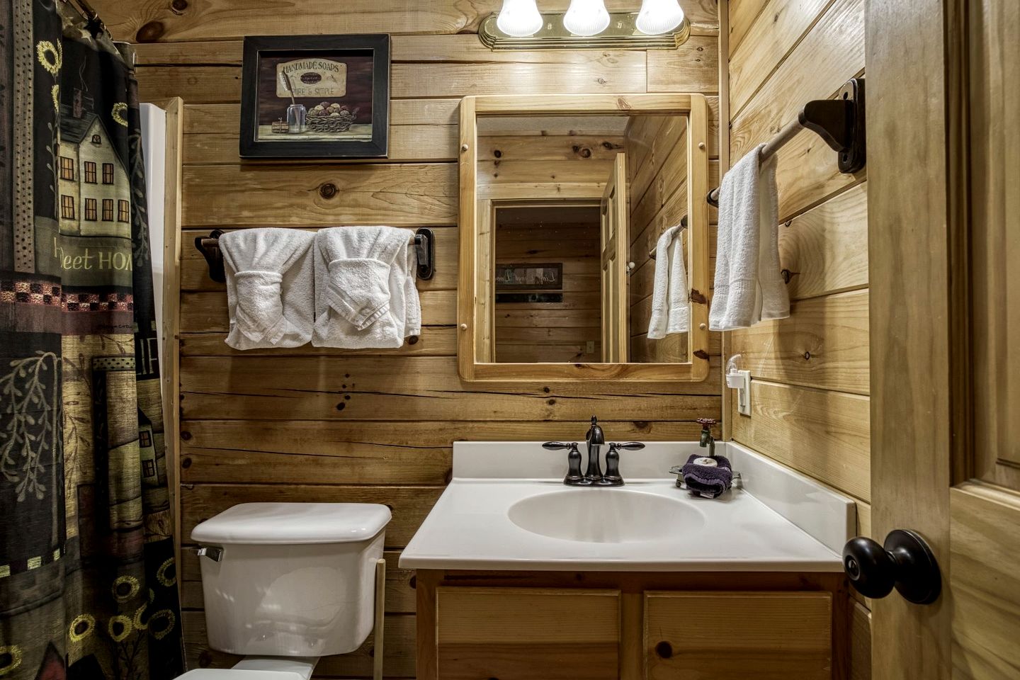 Delightful Rustic Log Cabin with Hot Tub and Community Pool in Pigeon Forge, Tennessee