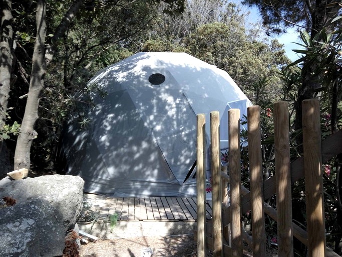 Bubbles & Domes (Napoli, Campania, Italy)