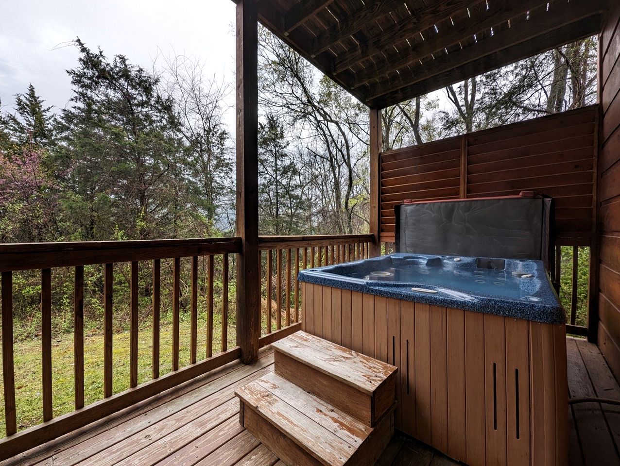Wooden Rural Cabin Great for a Tiny Escape in Pigeon Forge, Tennessee
