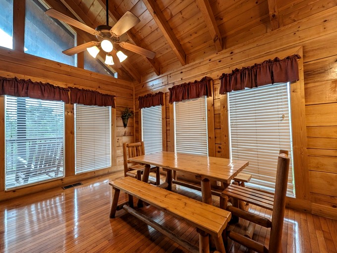 Cabins (United States of America, Pigeon Forge, Tennessee)