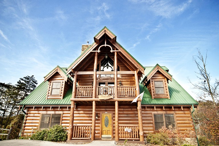 Secluded Retreat in Pigeon Forge for Delightful Glamping Vacations in Tennessee