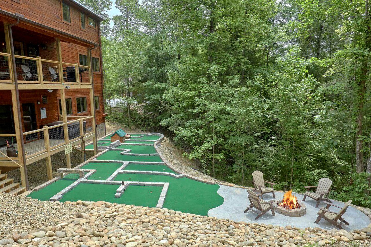 Fun-Filled Sevierville Cabin with a Pool and Mini-Golf for Family Getaways in Tennessee