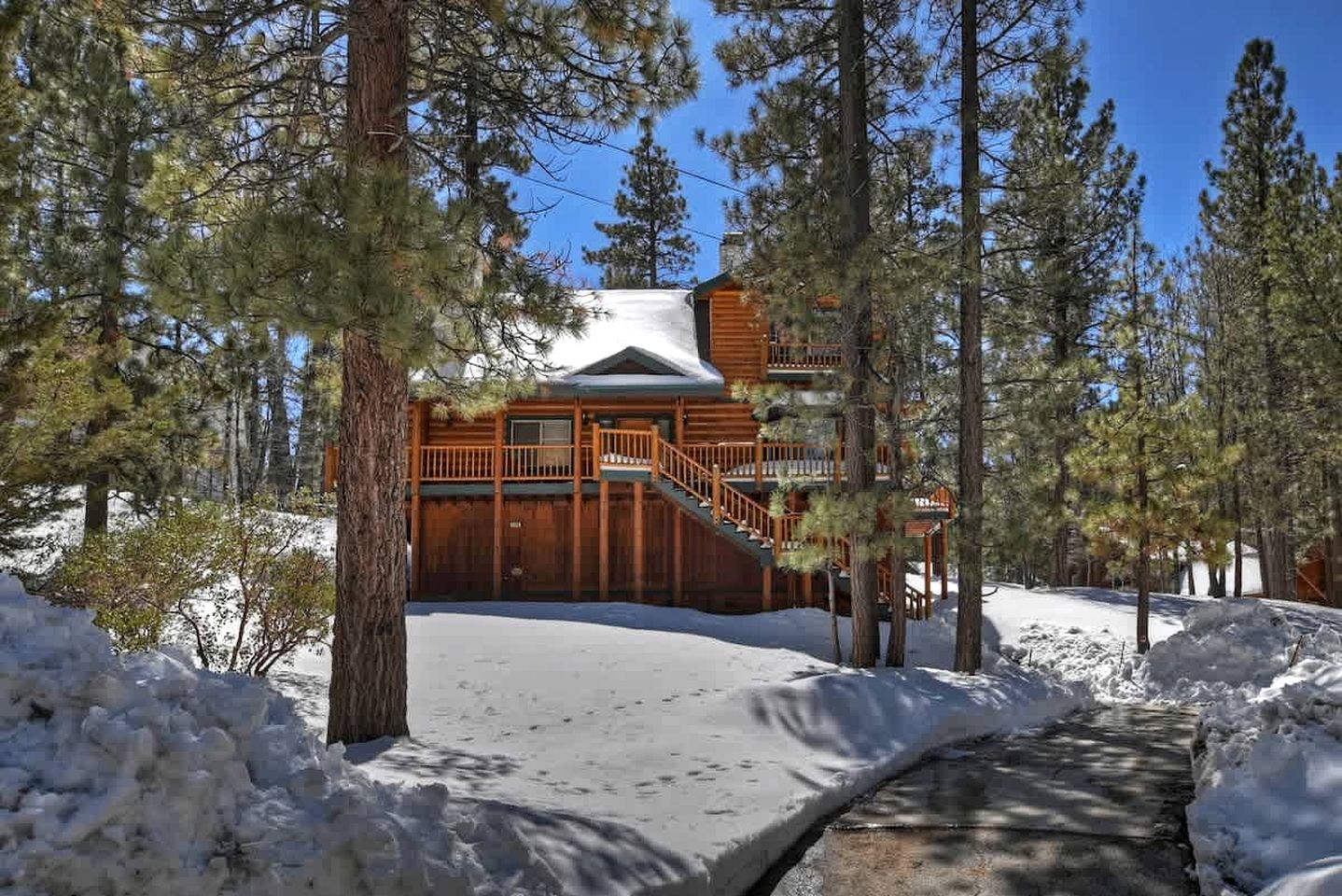 Escape to Adventure: Mountain Cabin Holidays in Big Bear Lake