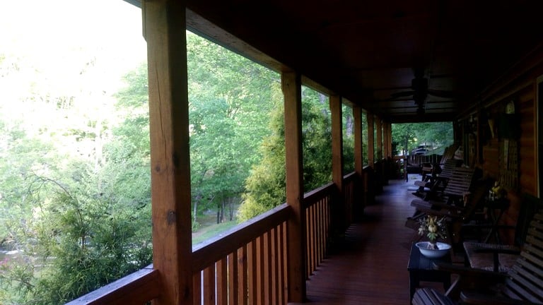 Log Cabins (Starta, North Carolina, United States)