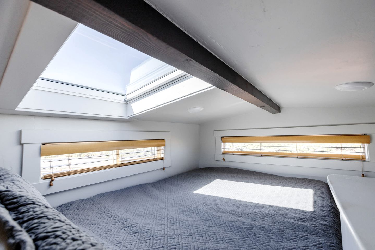 Escape to Intimacy: Fully Equipped Original Tiny House in Apple Valley