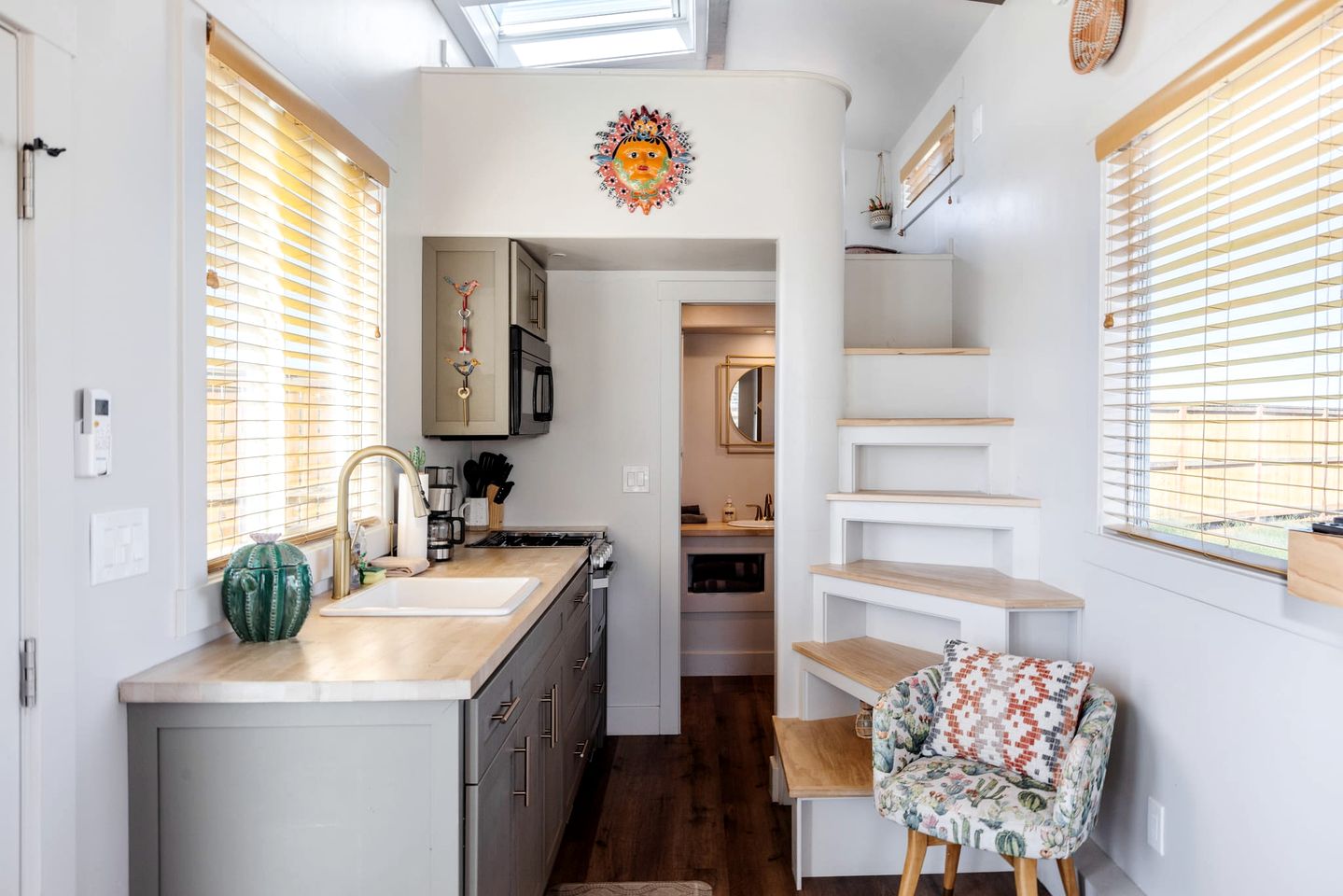 Escape to Intimacy: Fully Equipped Original Tiny House in Apple Valley