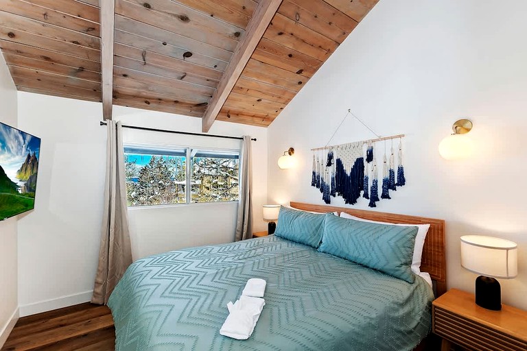 Cabins (United States of America, Big Bear Lake, California)