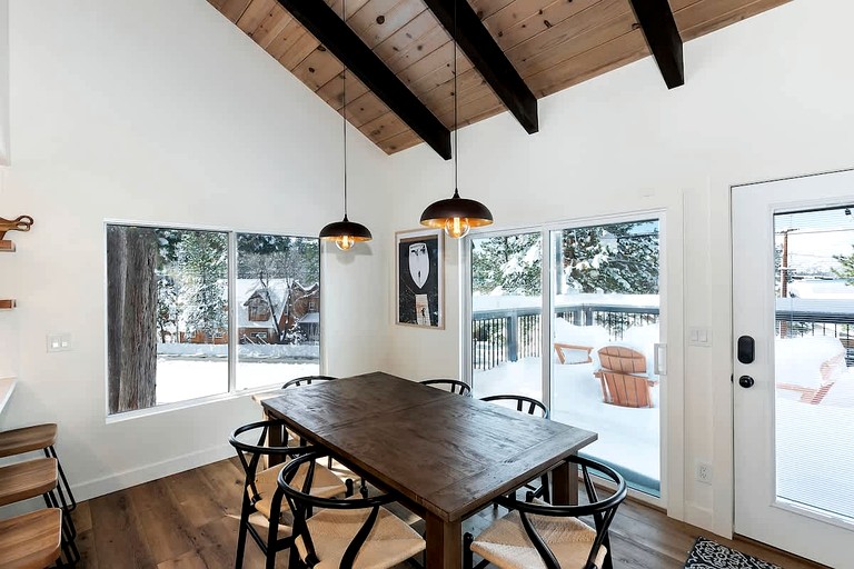 Cabins (United States of America, Big Bear Lake, California)