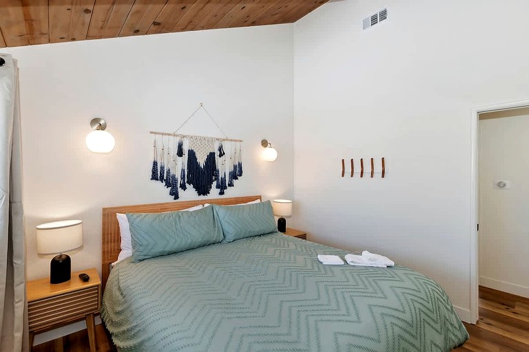 Cabins (United States of America, Big Bear Lake, California)