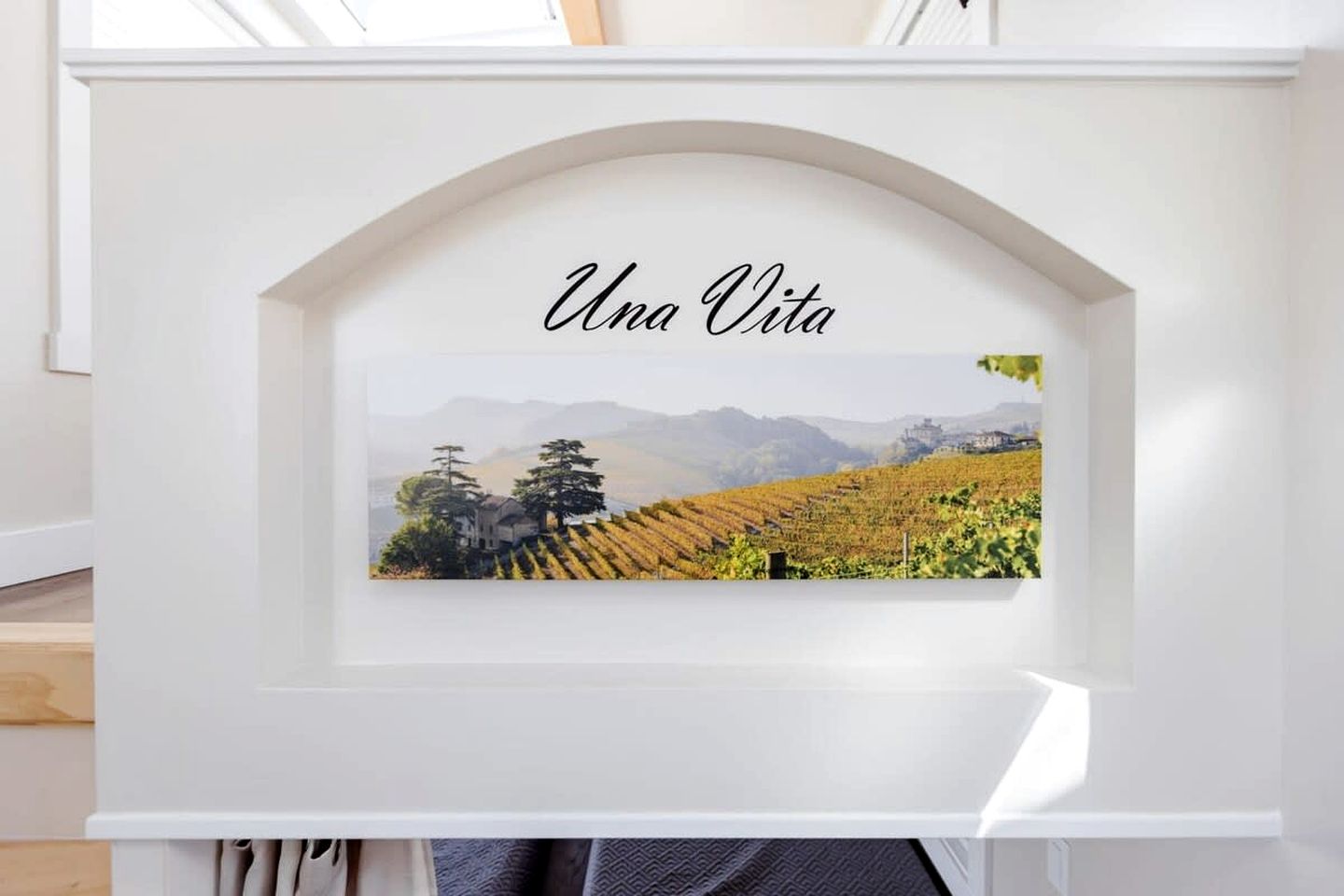 Escape in Style: Fully Equipped Modern Tiny House in Apple Valley, Utah