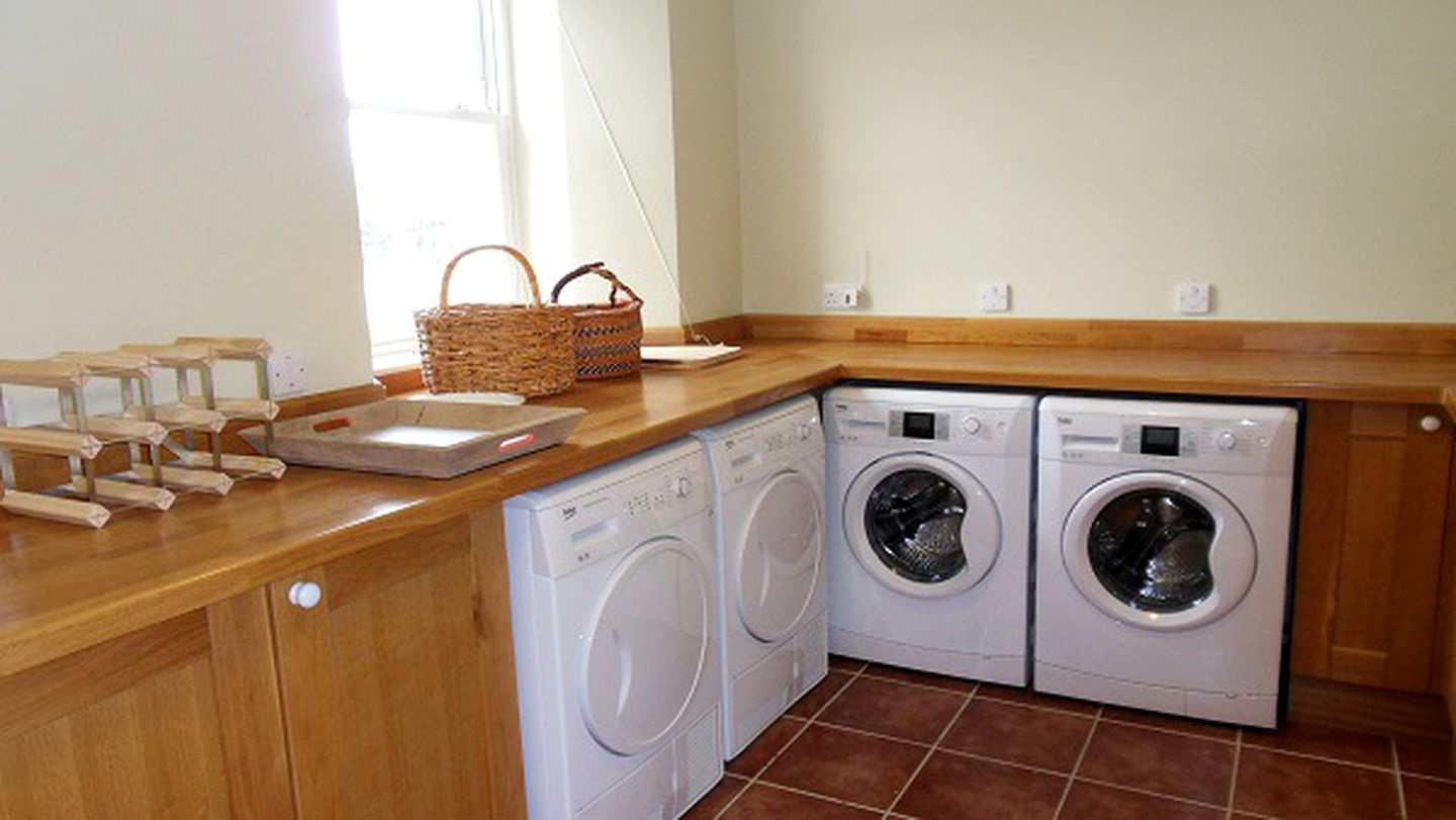 Luxury Pet-Friendly Accommodation with Large Garden in Dumfries and Galloway