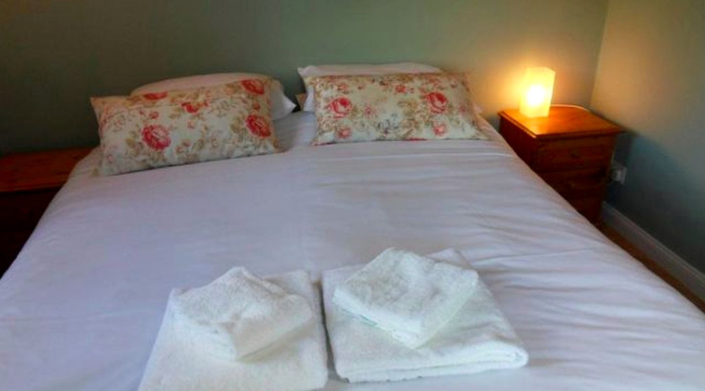 Gorgeous Pet-Friendly Holiday Rental with an Outdoor Pool near Dumfries