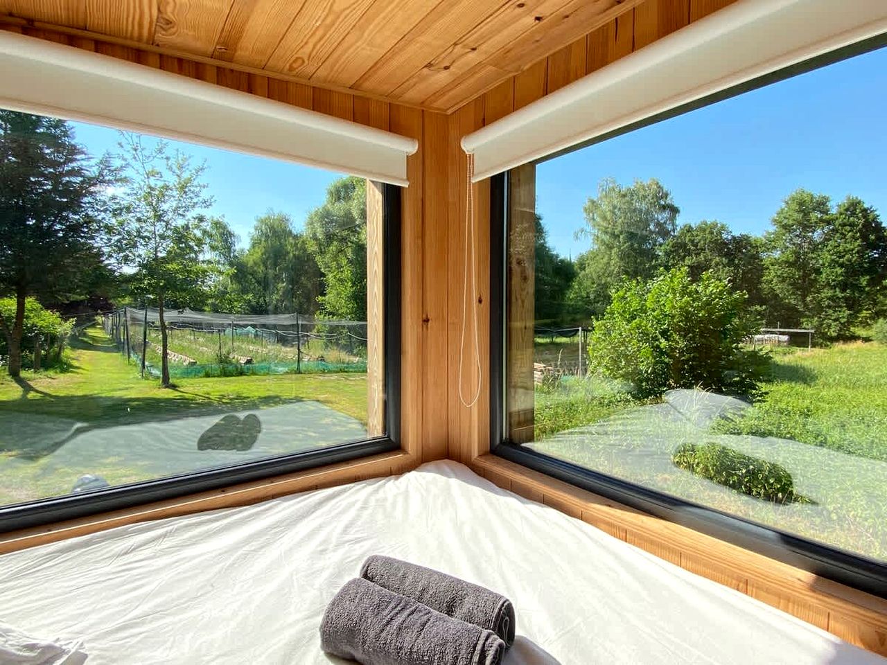 Rustic Countryside Eco Retreat with Snail Farm Experience Near Uzemain, France