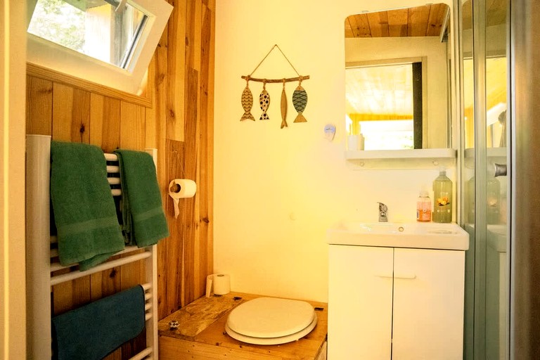Vacation Rentals (France, Uzemain, Grand Est)