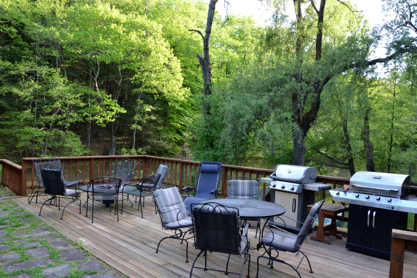 Waterfront Cottage near Big Indian Wilderness in Saugerties, New York