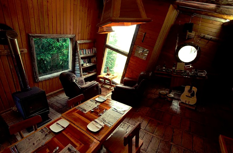 Cabins (Queilén, Los Lagos, Chile)