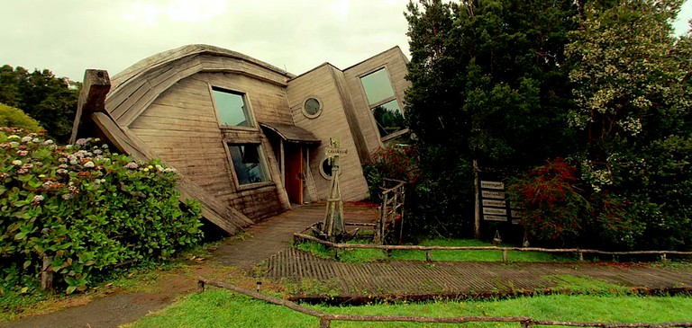 Cabins (Queilén, Los Lagos, Chile)