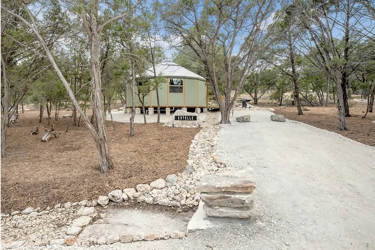 Cabins (United States of America, Canyon Lake, Texas)