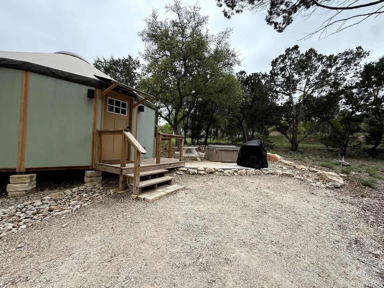 Tranquil Luxury Yurt Cabin with Private Hot Tub Near Canyon Lake, Texas