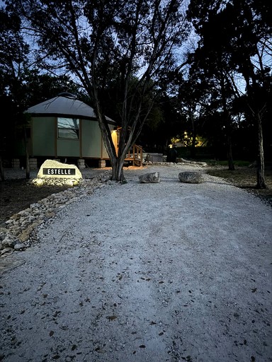 Cabins (United States of America, Canyon Lake, Texas)