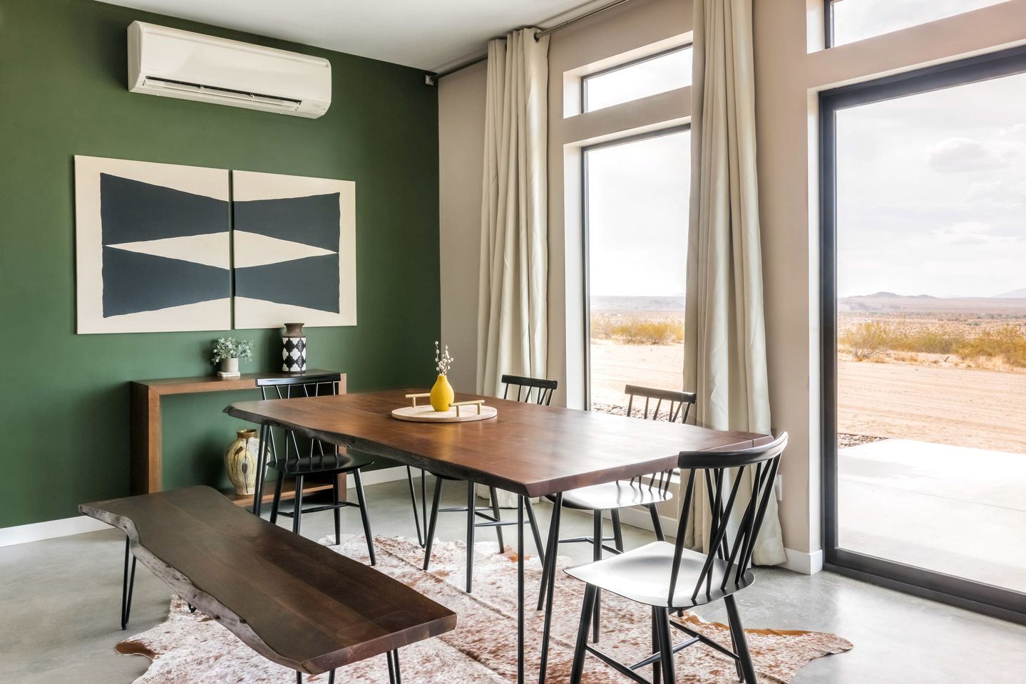 Secluded Vacation Rental with Hot-tub and Amazing Desert Views in Joshua Tree, California