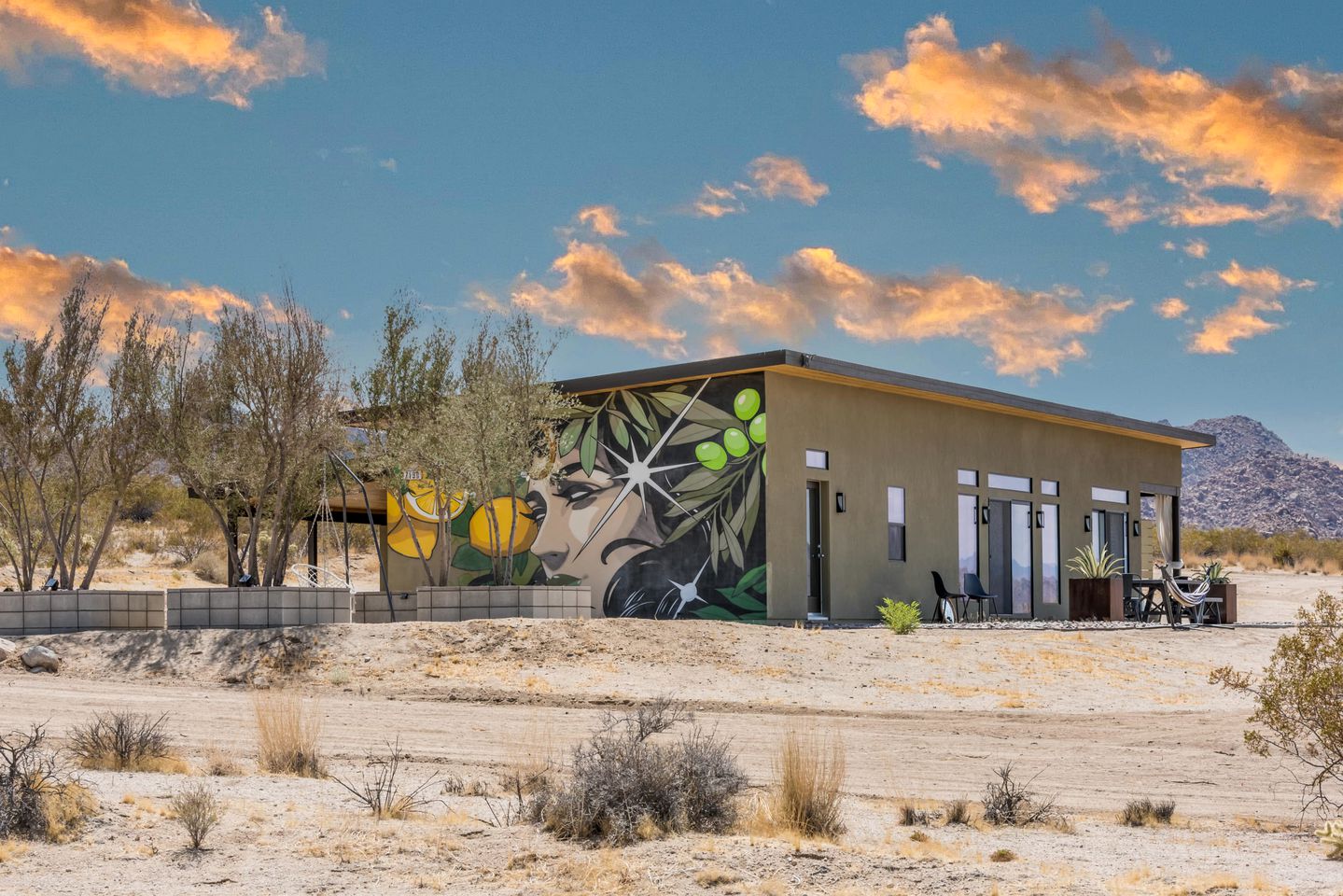 Secluded Vacation Rental with Hot-tub and Amazing Desert Views in Joshua Tree, California