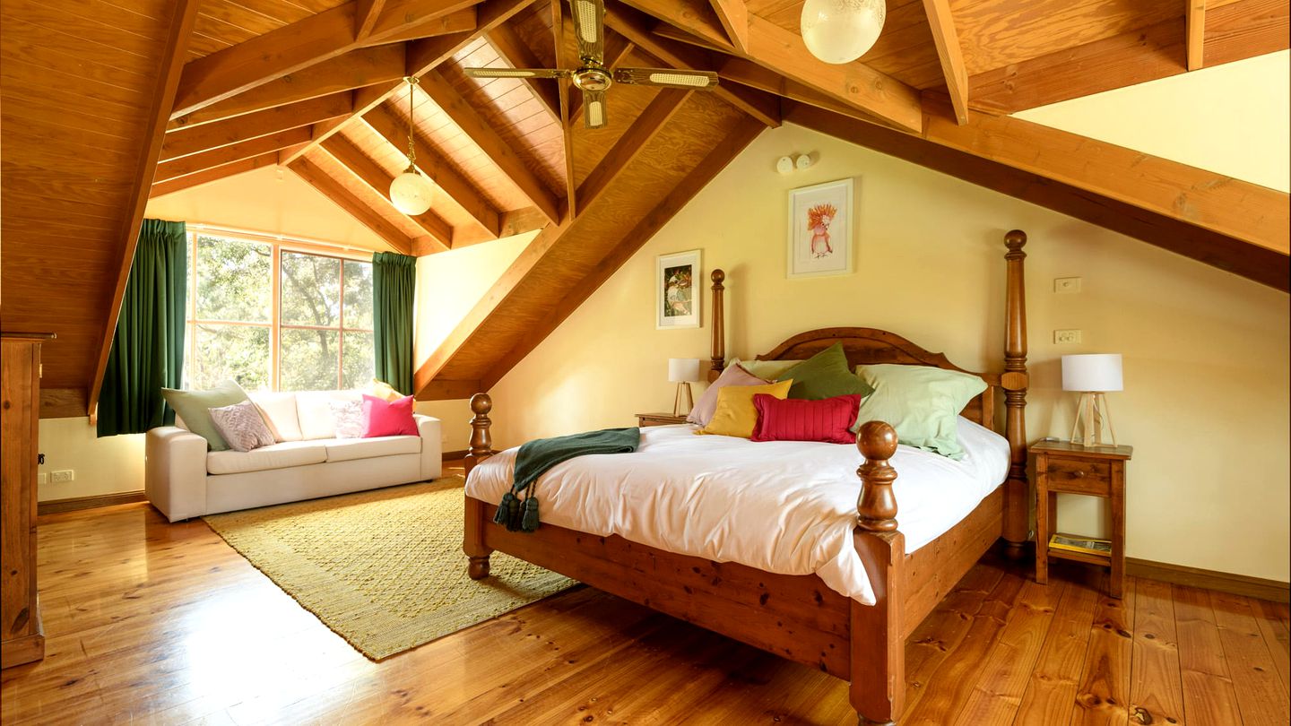 Embrace Nature's Warmth: Cozy Glamping Haven Among Drummond's Gum Trees