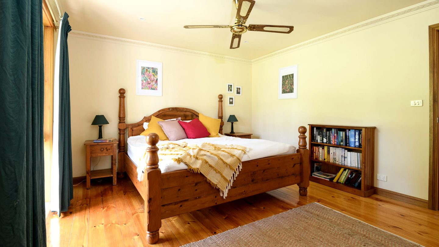 Embrace Nature's Warmth: Cozy Glamping Haven Among Drummond's Gum Trees