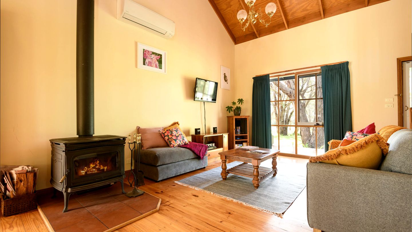 Embrace Nature's Warmth: Cozy Glamping Haven Among Drummond's Gum Trees