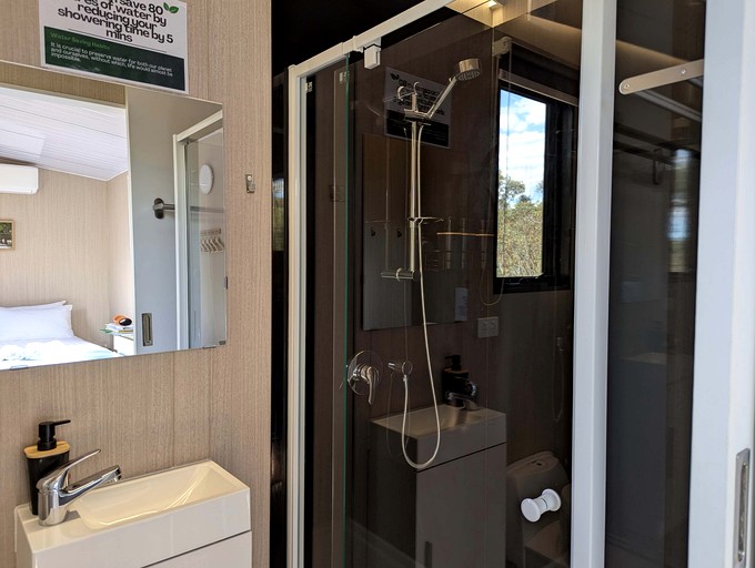 Tiny Houses (Australia, Bacchus Marsh, Victoria)