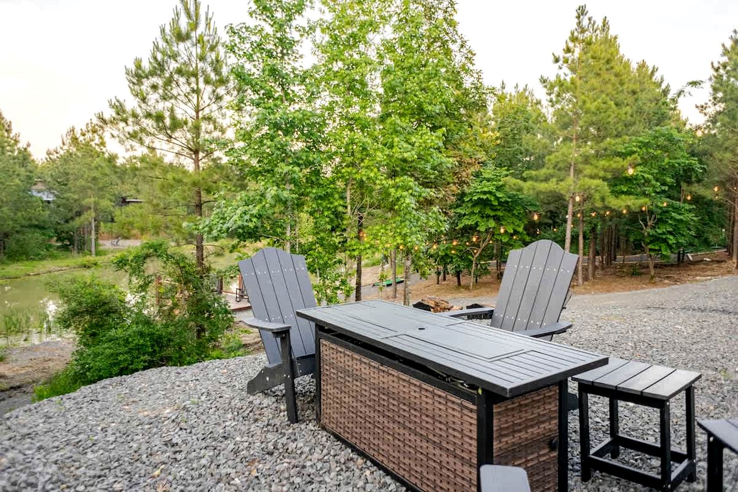 Electrifying Family Cabin with Mini Golf, Arcades & EV Charger Near Beavers Bend State Park | Broken Bow, Oklahoma